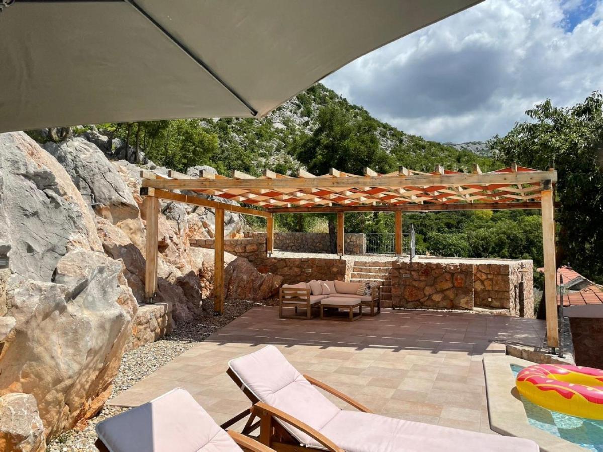 Lovely Holiday Home In Starigrad Exterior photo
